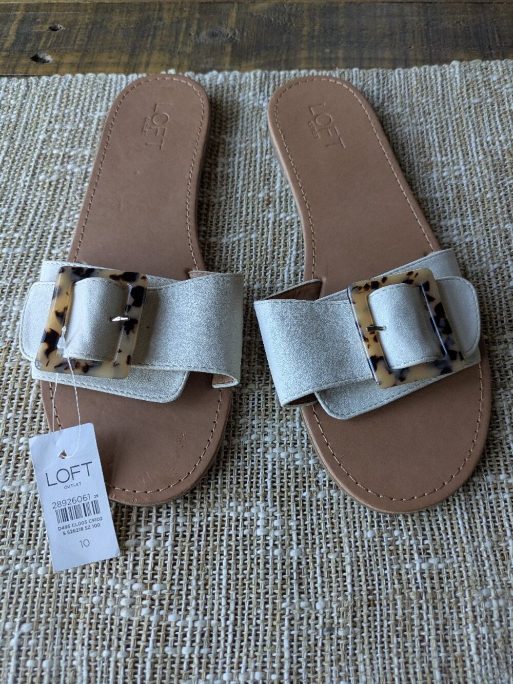 NWT loft outlet size 10 slide sandals ivory animal print buckle #594